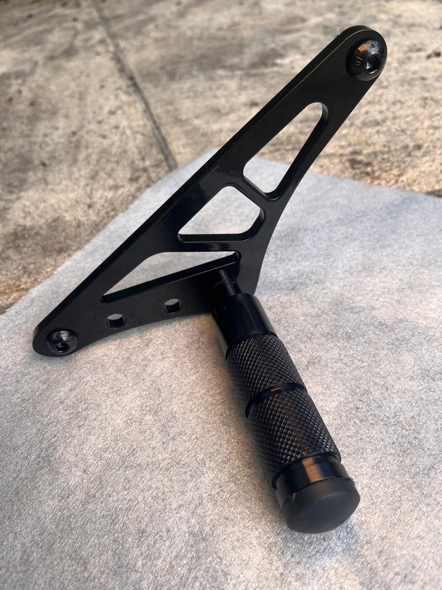 Single EMPAU Footlock V1